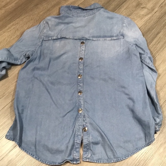 Soft Surroundings Denim Tencel Shirt with Variety of Metal Buttons size PL - Picture 7 of 8